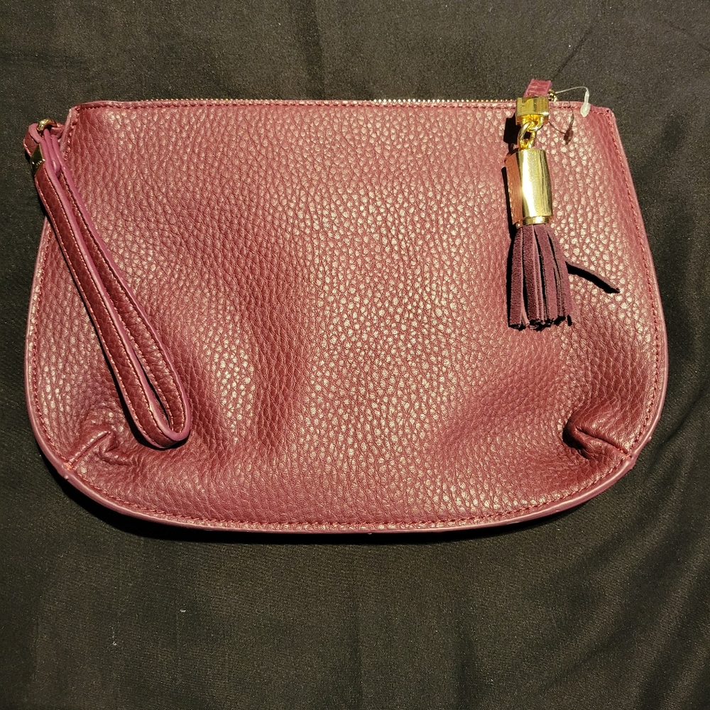 A Bundle of Clutches!